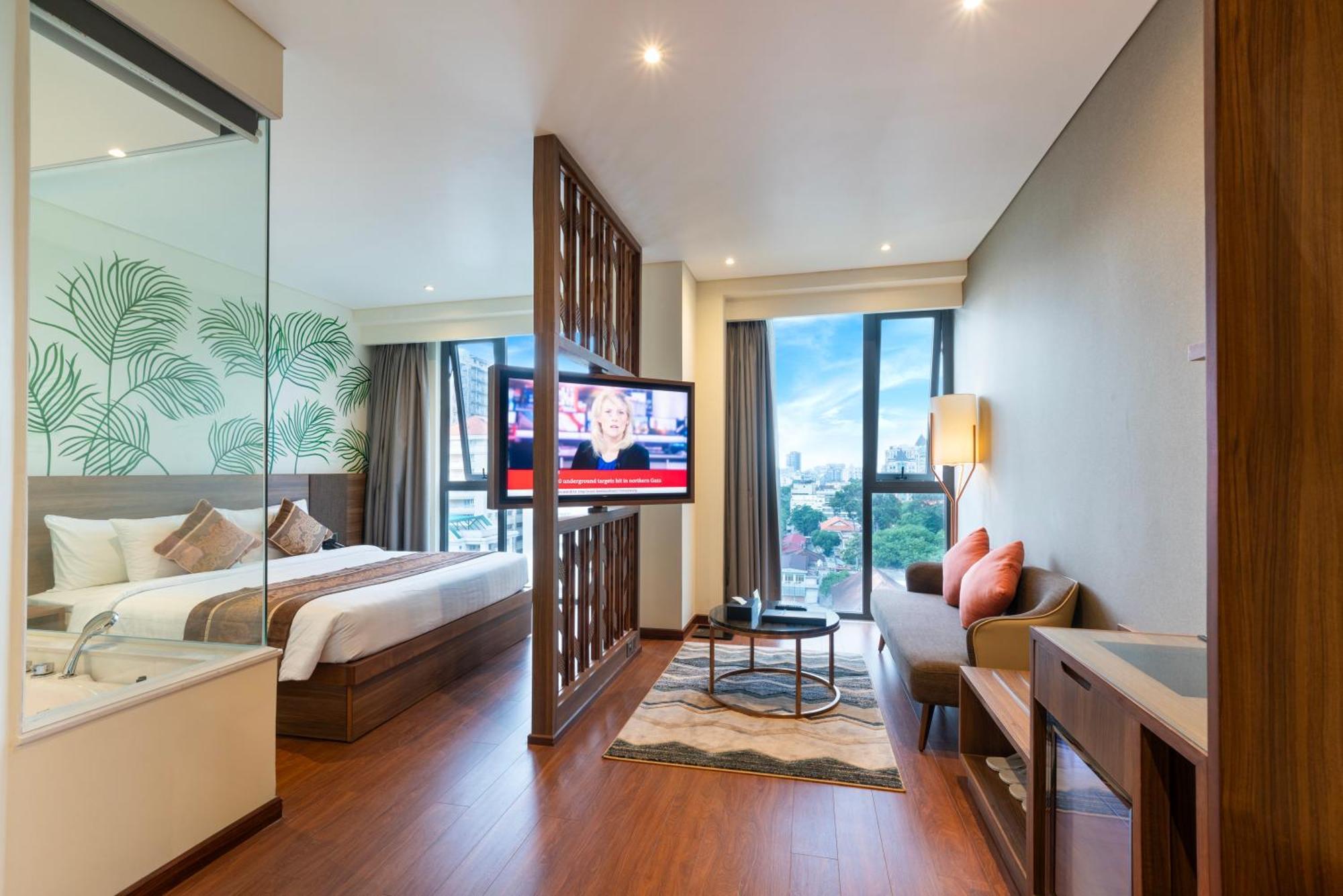 Khách sạn Northern Charm TP. Hồ Chí Minh